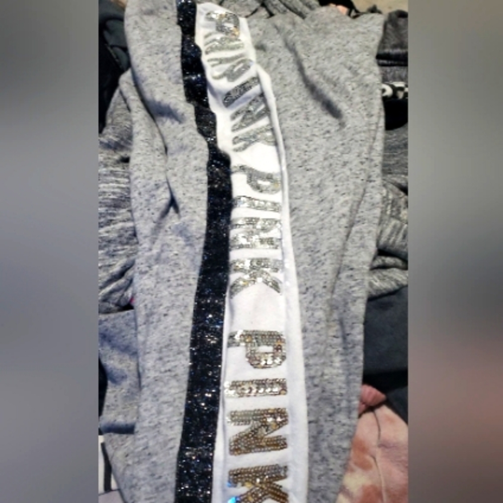 Bling Victoria's Secret Pink pants in excellent condition